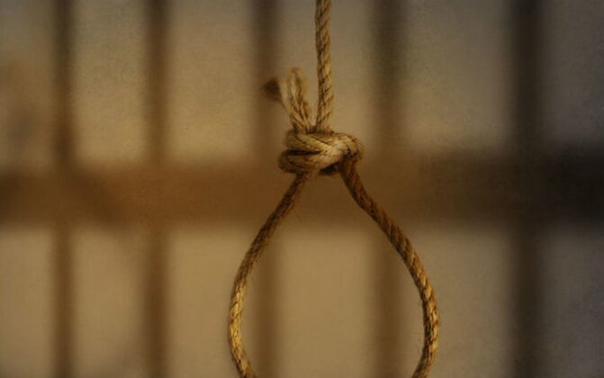 2 چهار اعدام، در خرم آباد، ارومیه و چهارمحال بختیاری و انتقال سه زنداني در قم براي اعدام
