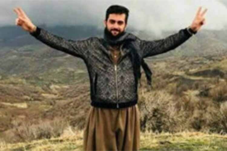 پیکر بی جان کولبر جوان