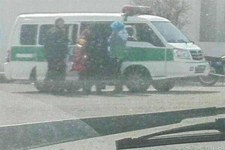 بازداشت تعدادی از زنان