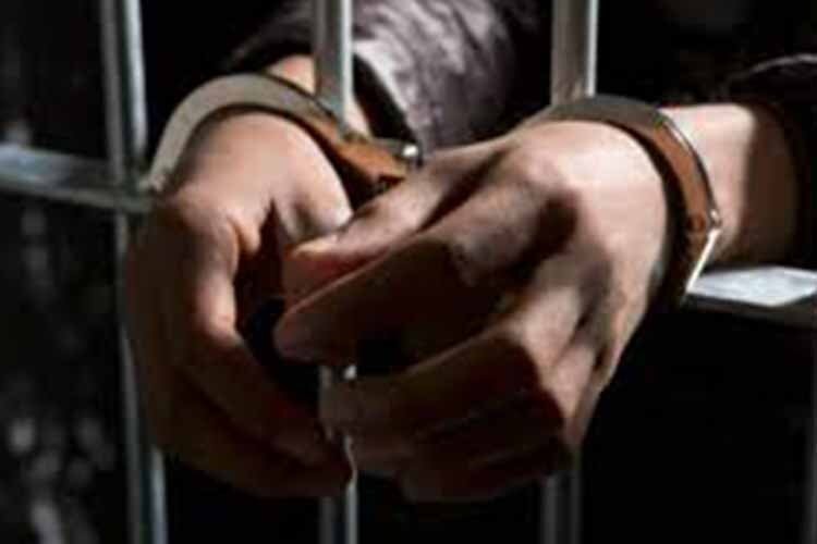 بازداشت سه شهروند کرد