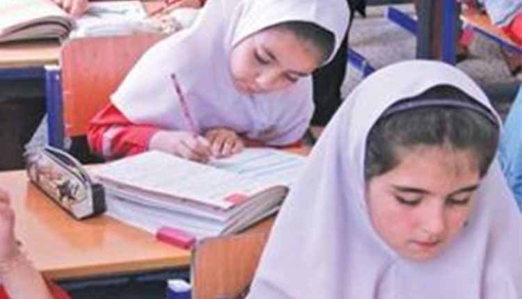 رفتار تحقیر آمیز معاون پرورشی دبستان