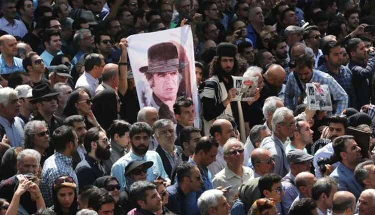 به خشونت کشیده شدن مراسم تشییع پیکر ناصر ملک مطیعی