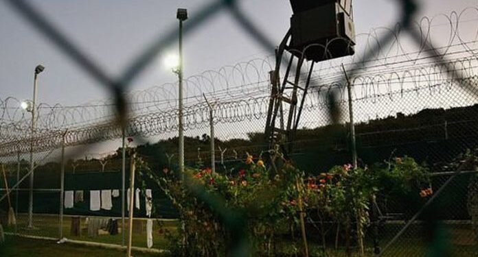 کارشکنی‌های دادستانی در اعطای مرخصی به زندانیان سیاسی در حین شیوع گسترده کرونا