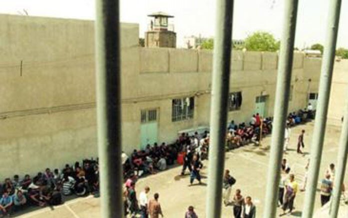 قطع آب بر روی زندانیان در زندان مرکزی زاهدان در شرایط فاجعه کرونا