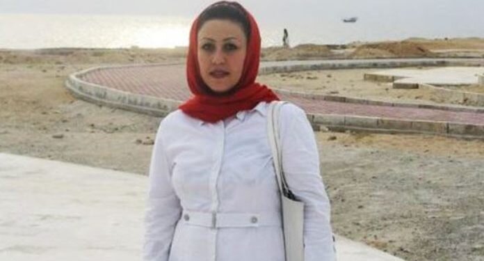زندانی سیاسی مریم اکبری منفرد از زندان اوین به زندان سمنان تبعید شد