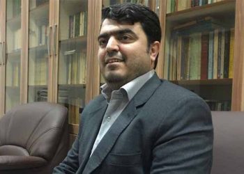 معلم زندانی اسماعیل عبدی محبوس در زندان اوین دست به اعتصاب غذا زد