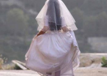 ازدواج اجباری پایان راه بسیاری از زنان جوان در ایران تحت حاکمیت ملاها