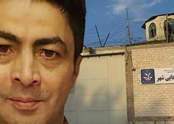 زندانی سیاسی فرزین رضایی روشن در قرنطینه زندان رجایی شهر کرج به سر می برد