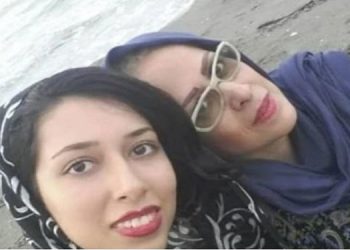 اقدام اعتراضی صبا کردافشاری و مادرش راحله احمدی در زندان و خودداری آنان از نرفتن به سالن ملاقات