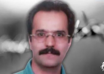 زندانی سیاسی حسن صادقی از حق درمان محروم است