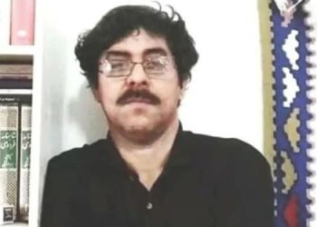 بی خبری از وضعیت آرش قلعه گلاب شاعر و روزنامه نگار